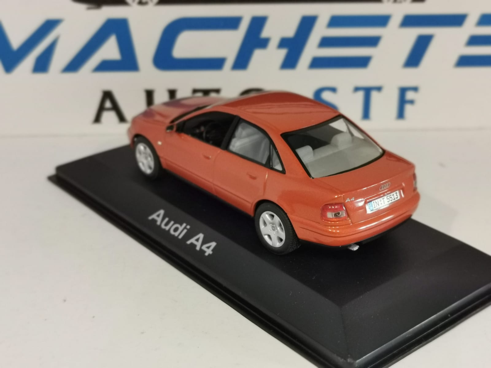 Audi A4 B5 ORANGE 1994 - 2