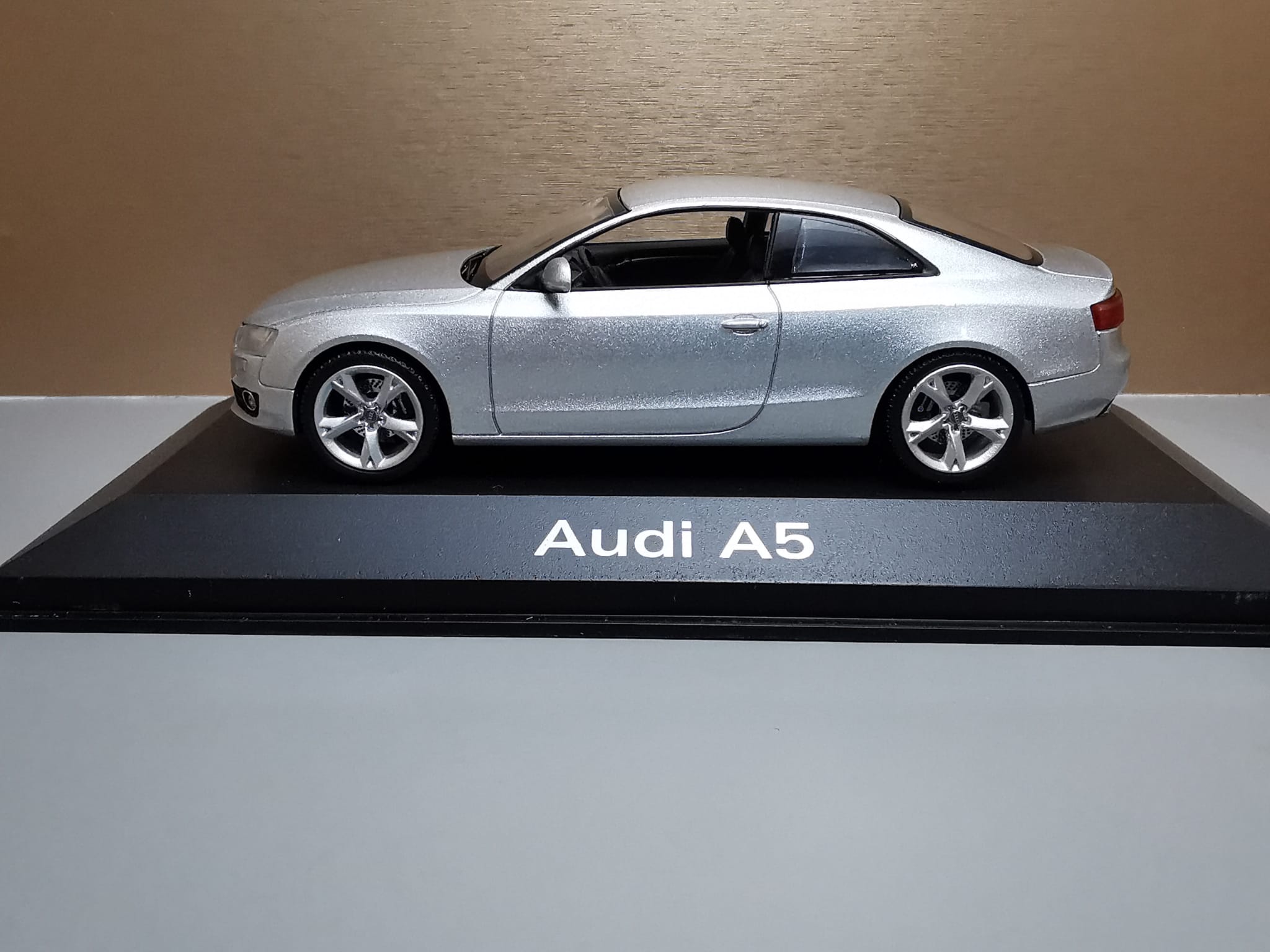 Audi A5 Coupe 2009 silver - 2