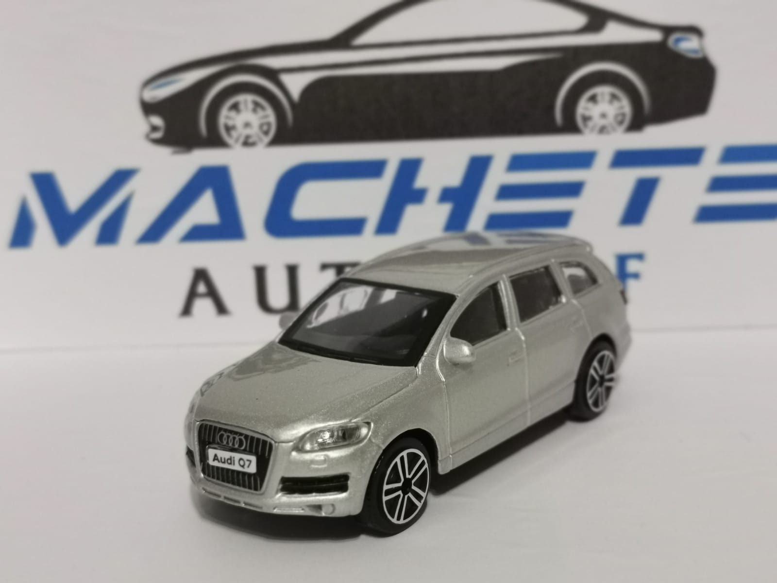 Audi Q7 CREM - 1