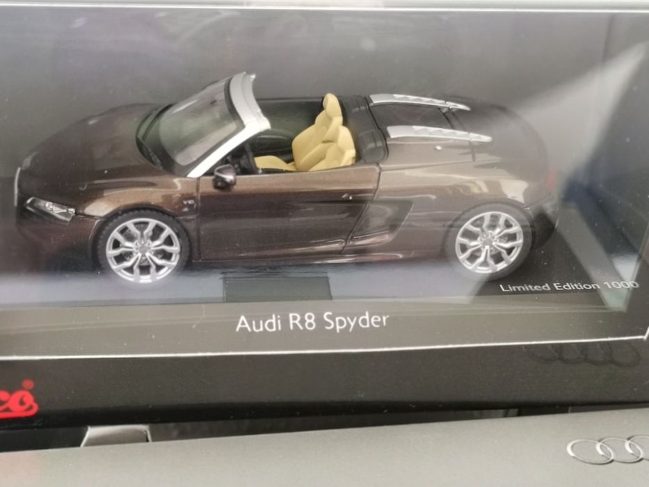 Audi R8 spider maro - 1