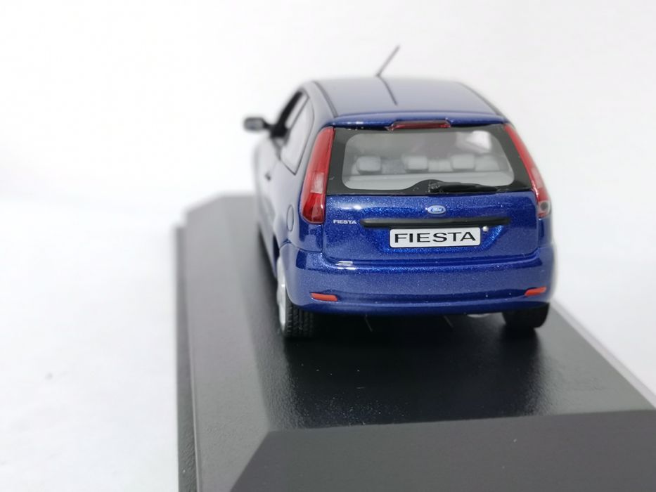 FIESTA 3 USI 2001 BLUE - 2
