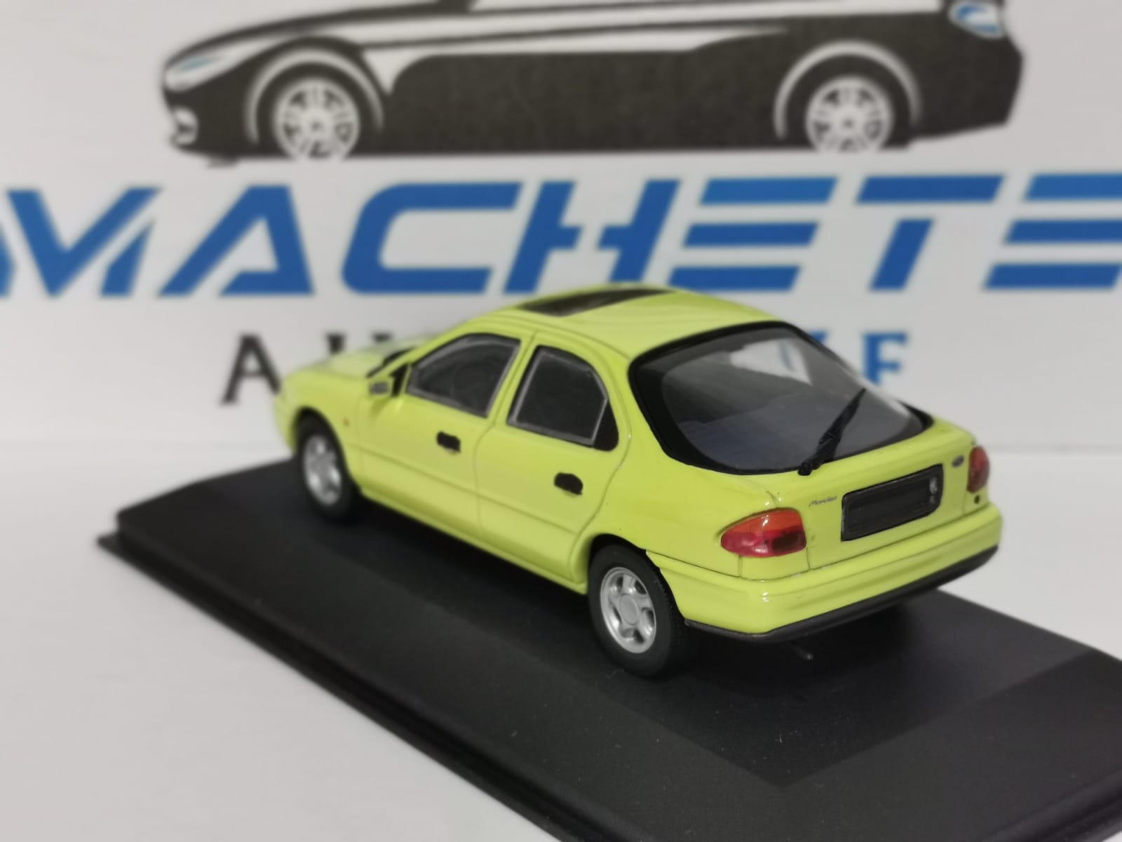 FORD MONDEO MK1 HATCHBACK GALBEN - 2
