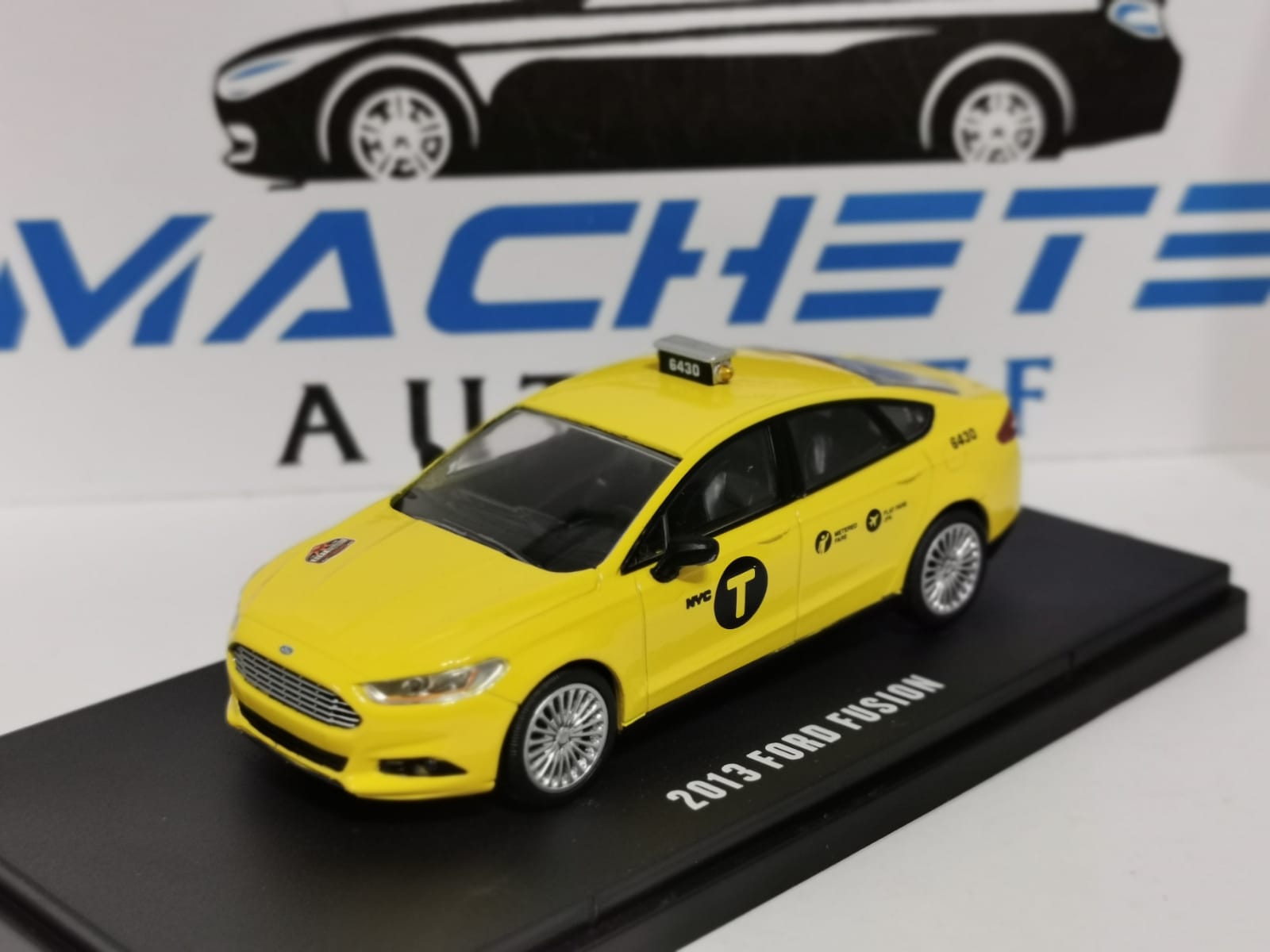 Ford Fusion 2013 Taxi galben - 1