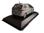 Ford Grand C-max 2011
