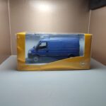 Opel mavano albastr 1
