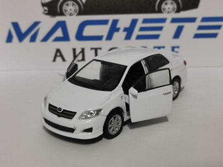 Toyota Corolla White 2009