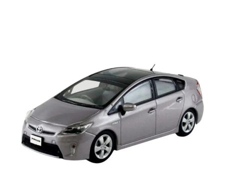 Toyota Prius Hybrid 3 moonroof  light purple mica metallic
