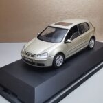 VW Golf 5 crem 2 usi – 1