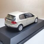 VW Golf 5 crem 2 usi – 1