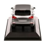 porsche-cayenne-e2-ii-v6-2014-scara-1-43-argintiu-minichamps_2_