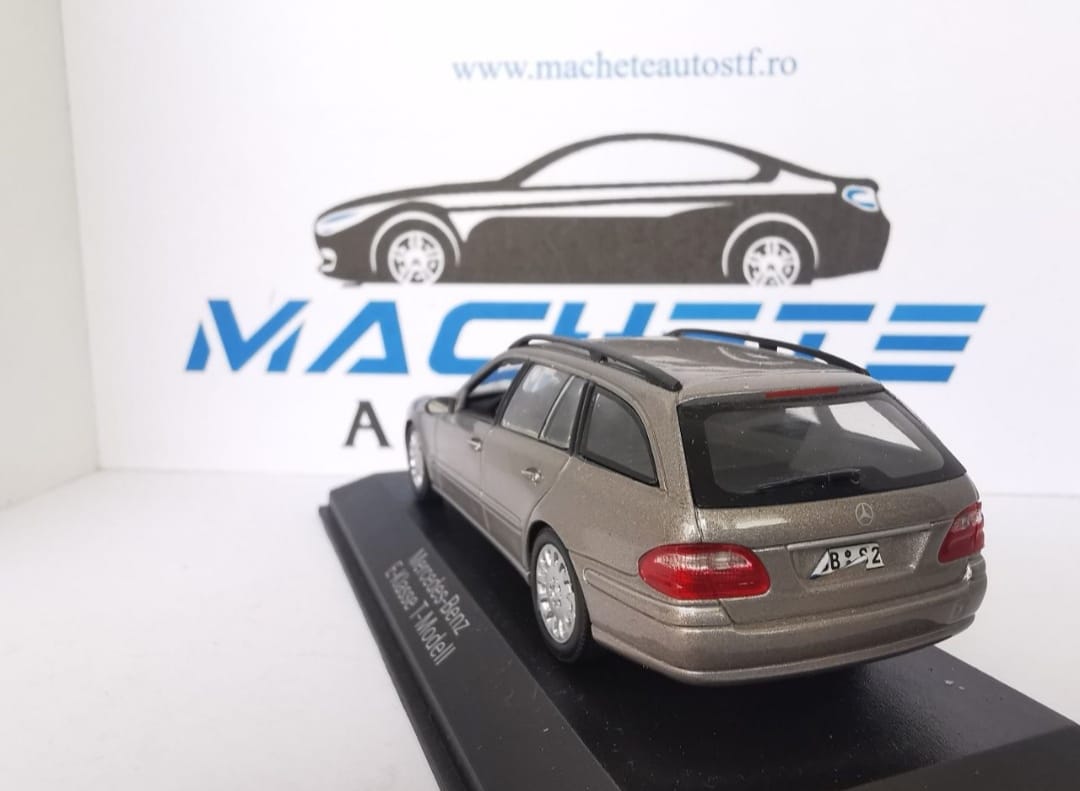 Mercedes E-Klass T-Modell S211 2003 Sampanie - 3