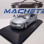 Mercedes SL - klass  Brilliant silver metallic