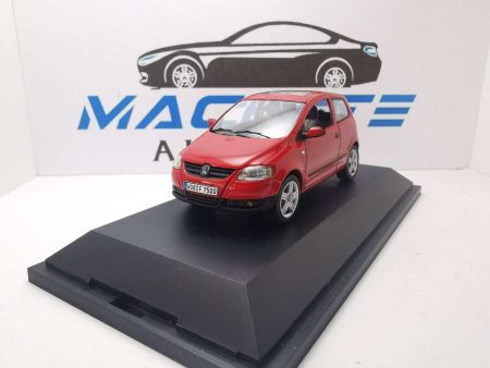 VW FOX ROSU