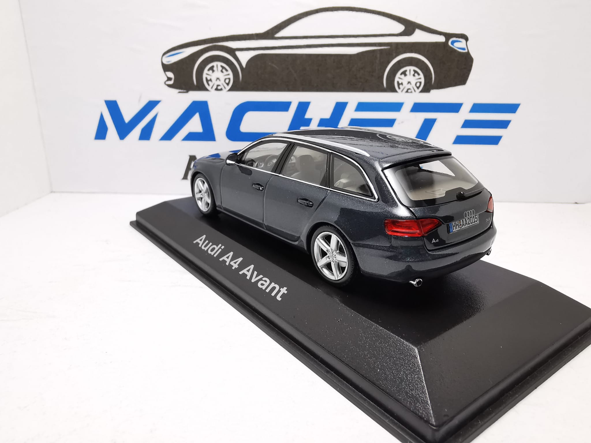 AUDI A4 B8 AVANT GRAFIT - 3