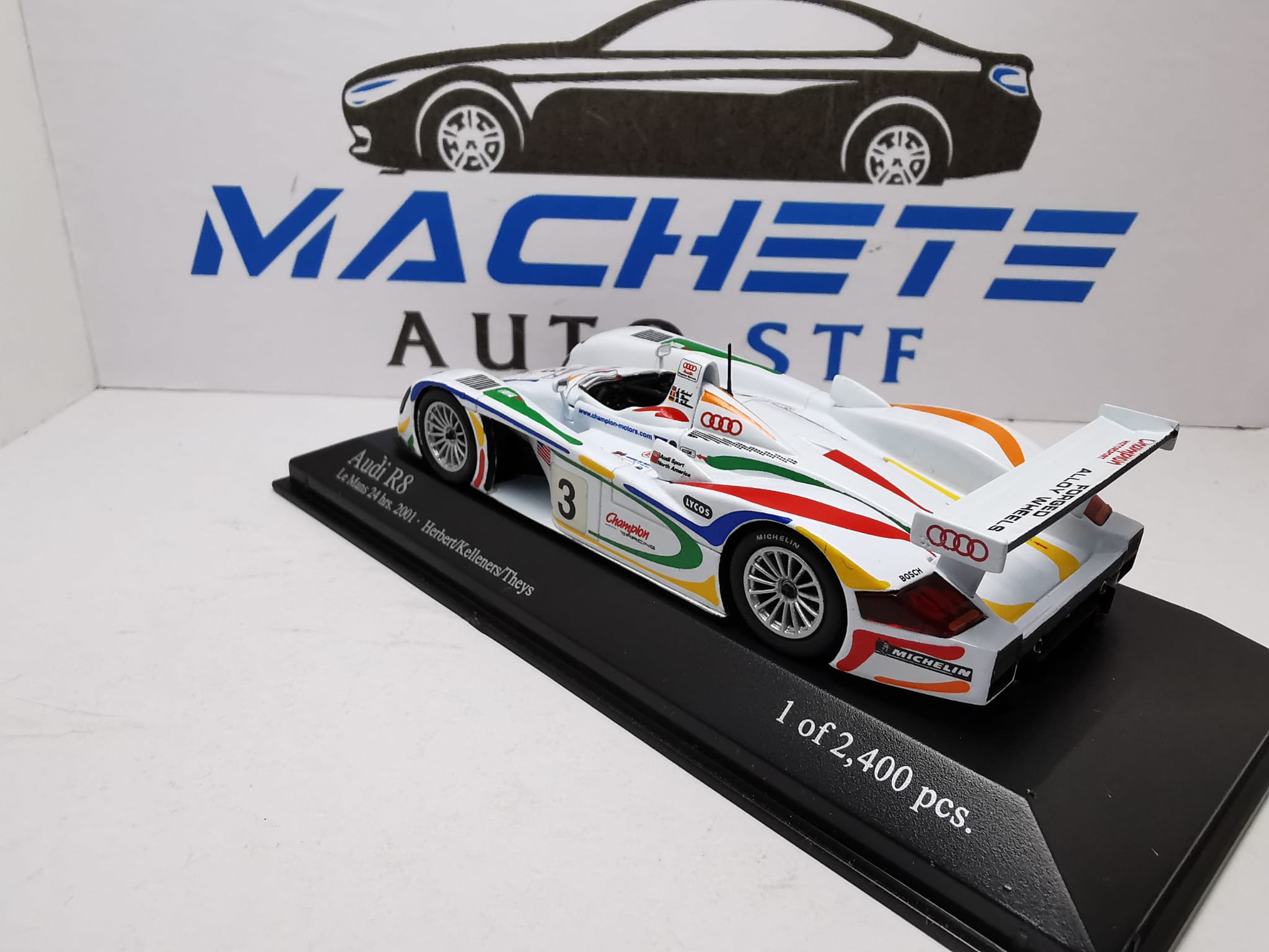 AUDI R8 ALB NR 3 - 4