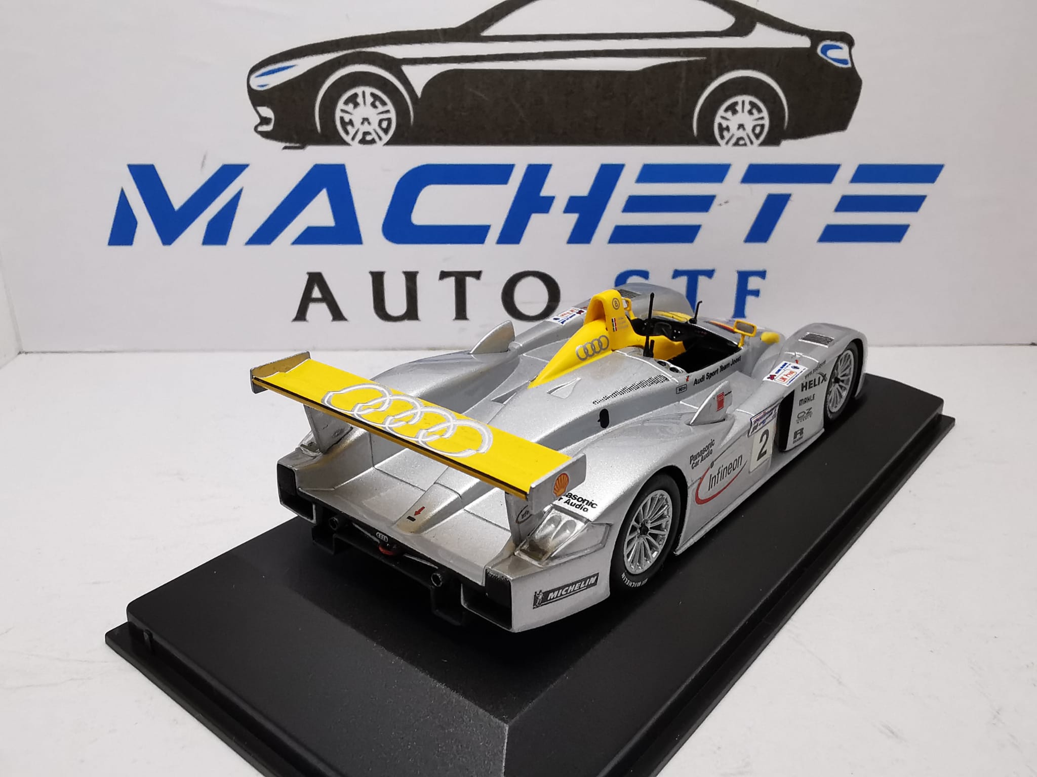 AUDI R8 GRI NR 2 - 2