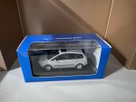 Ford Focus C-max silver 2004