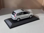 Ford Focus C-max silver 2004