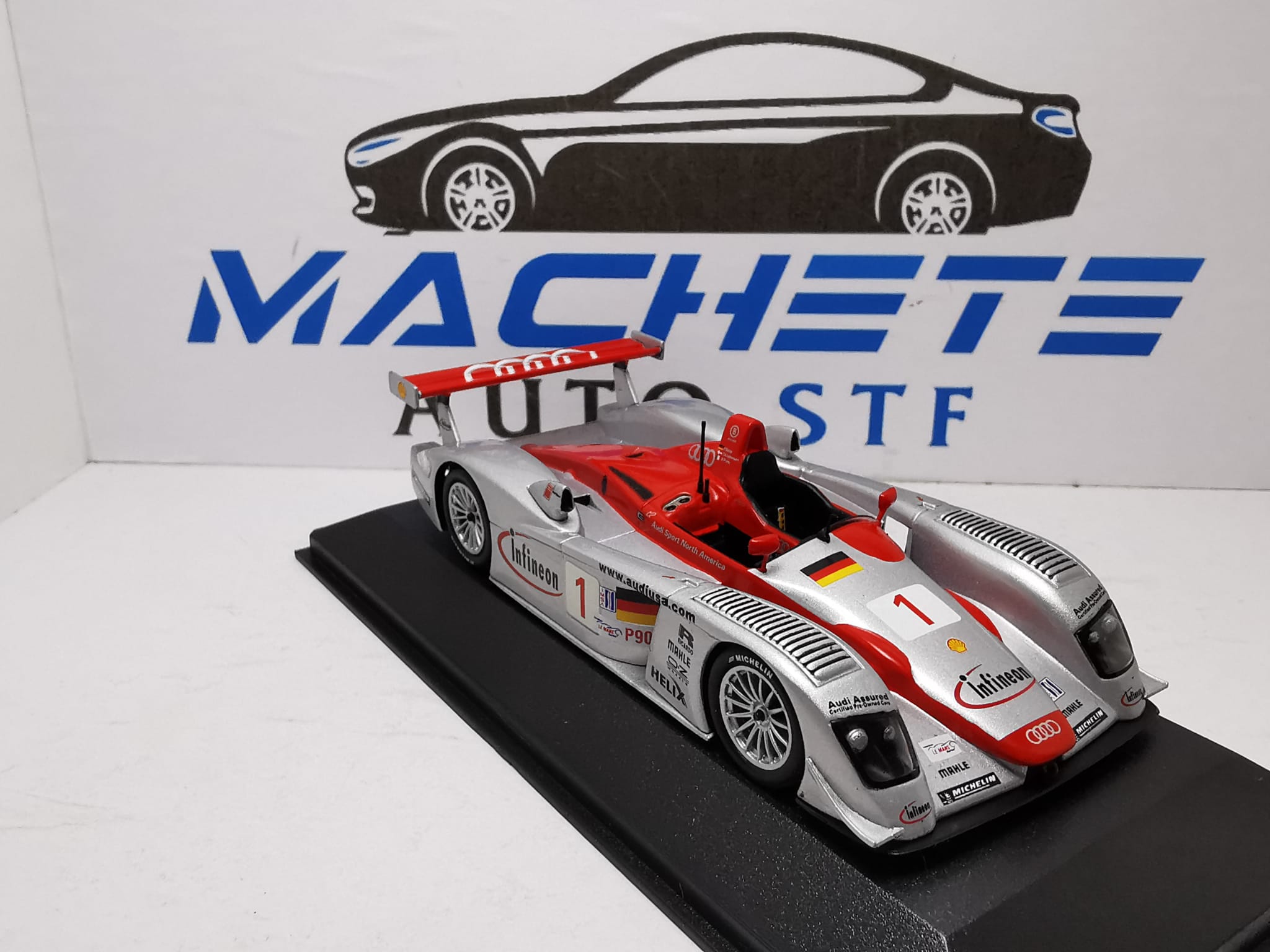 INFINEON AUDI R8 GRI NR 1 - 3