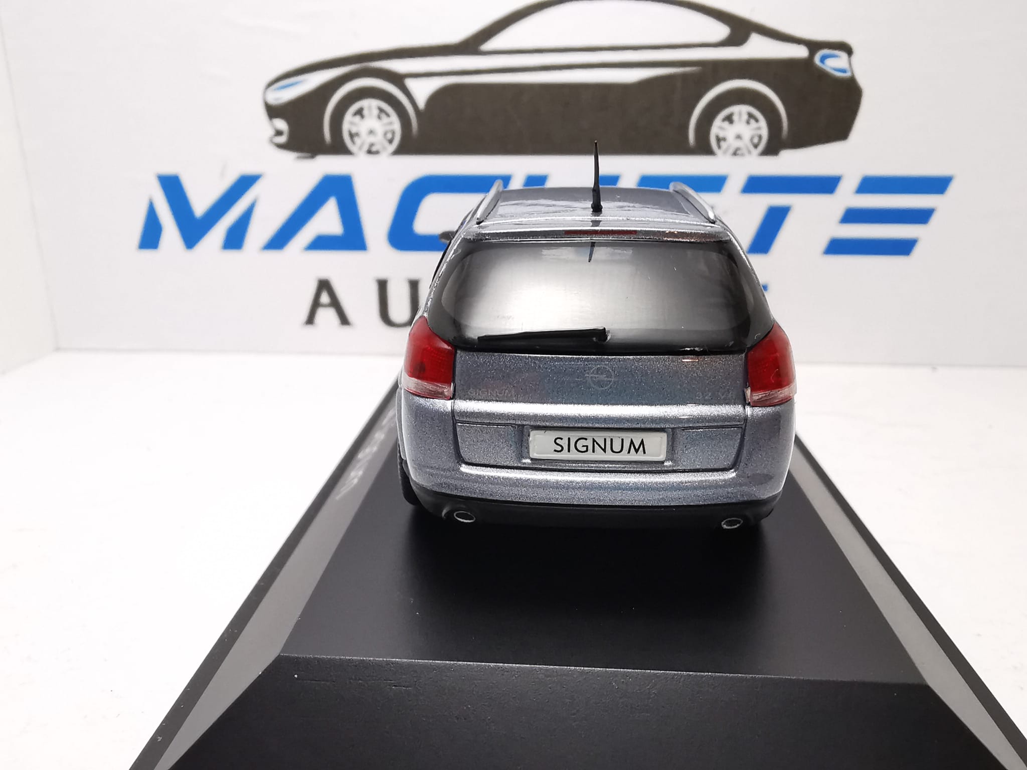 OPEL SIGNUM -1