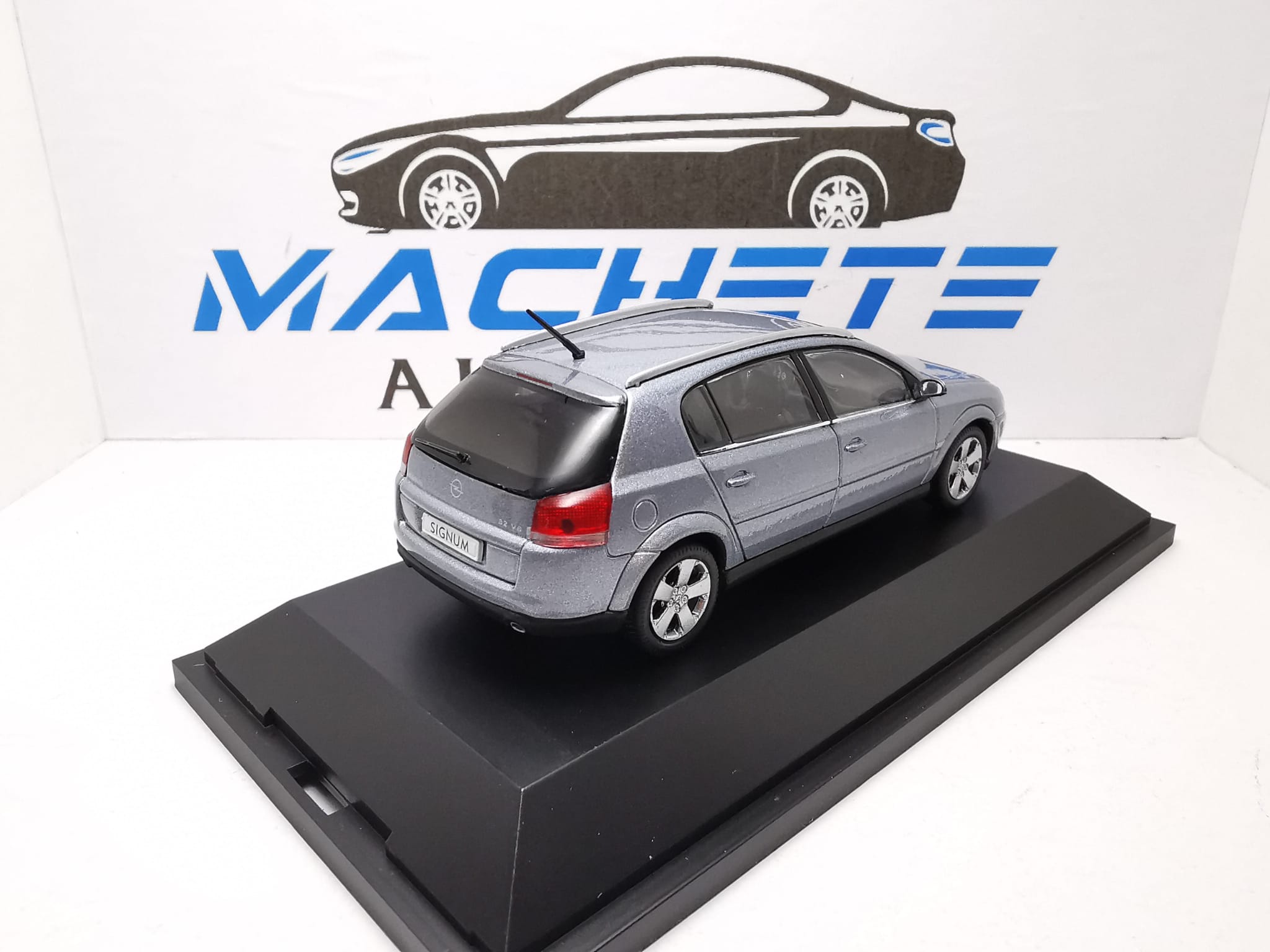 OPEL SIGNUM - 4