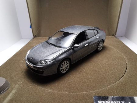 RENAULT LAGUNA 3 GRAFIT