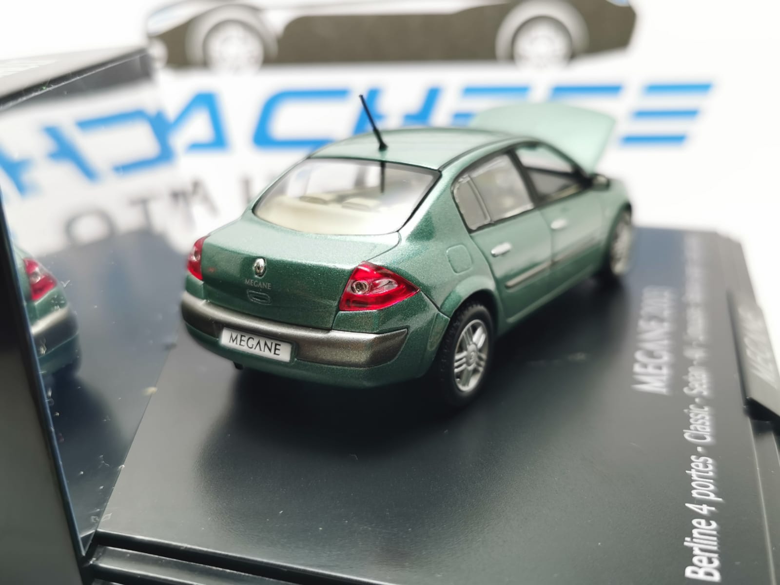 RENAULT MEGANE 2 SEDAN - 4