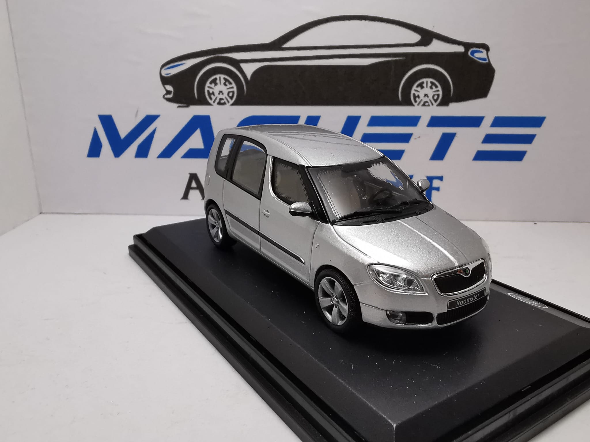SKODA ROOMSTER GRI - 5
