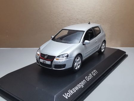 VW Golf 5 GTI silver