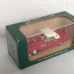 Ford Thunderbird 1956 ( Hard-top) Rosu