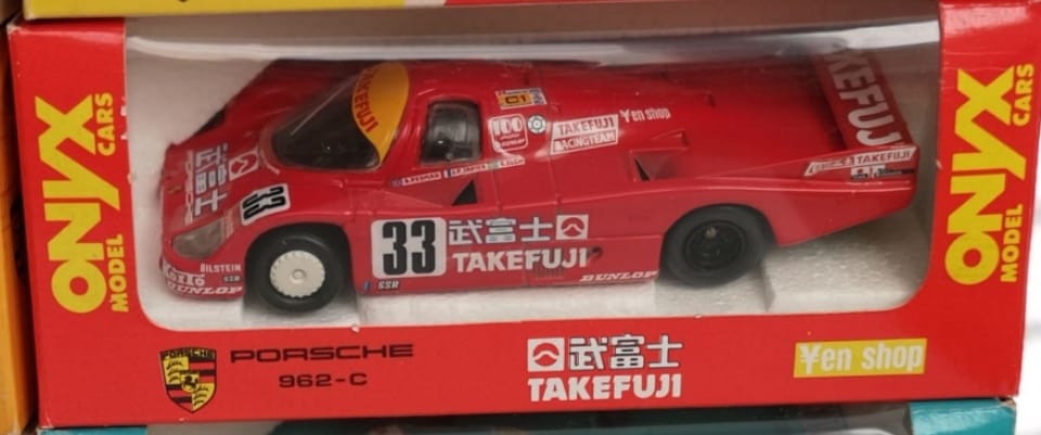 PORSCHE 962 C LE MANS 1988 LIMITED EDITION TAKEFUJI NR 33