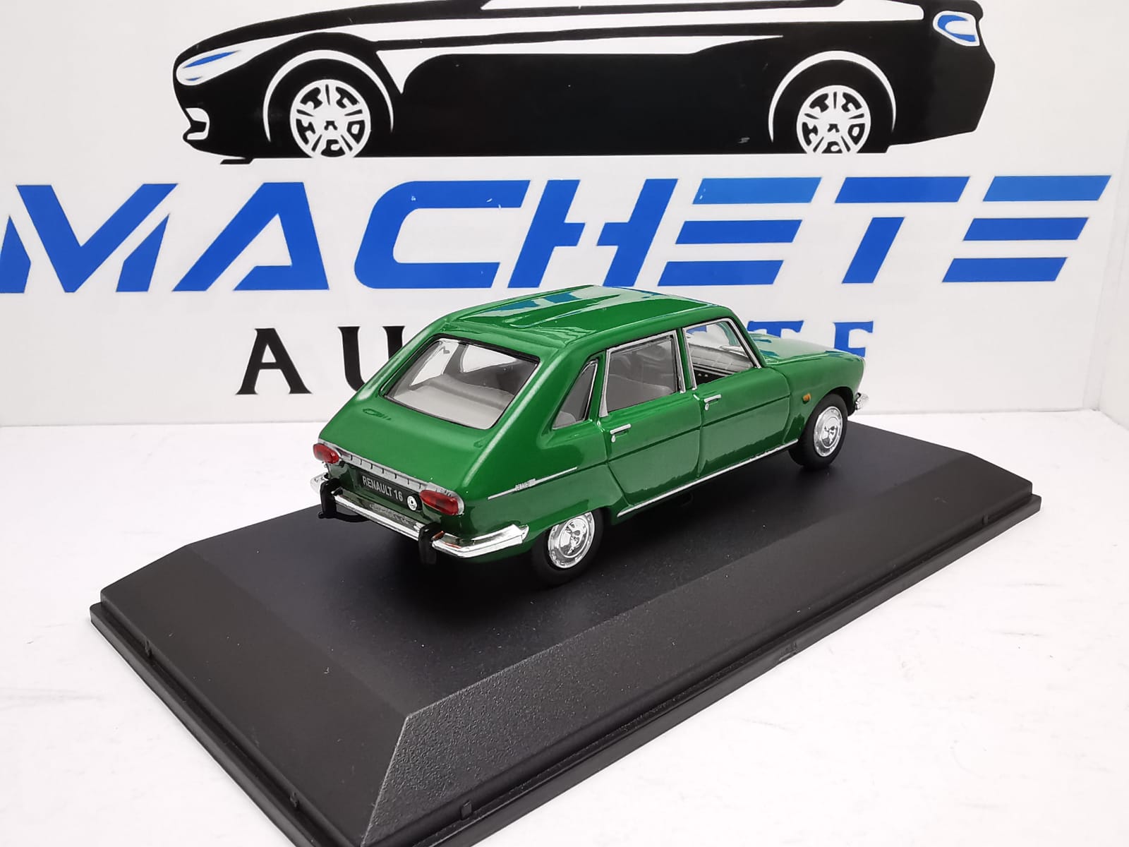 Renault 16 green - 3
