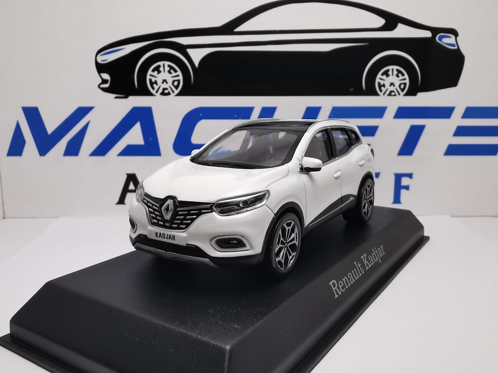 Renault Kadjar 2020 white - 1