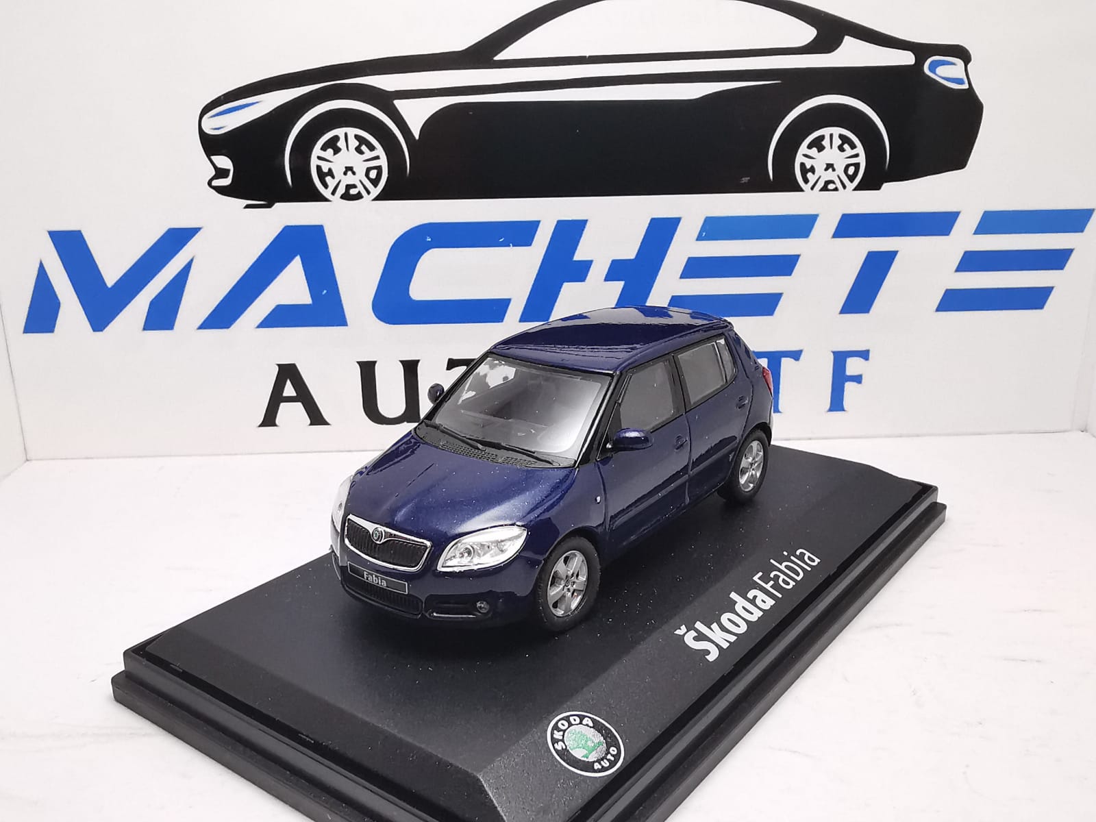 Skoda Fabia Pacific Blue - 1