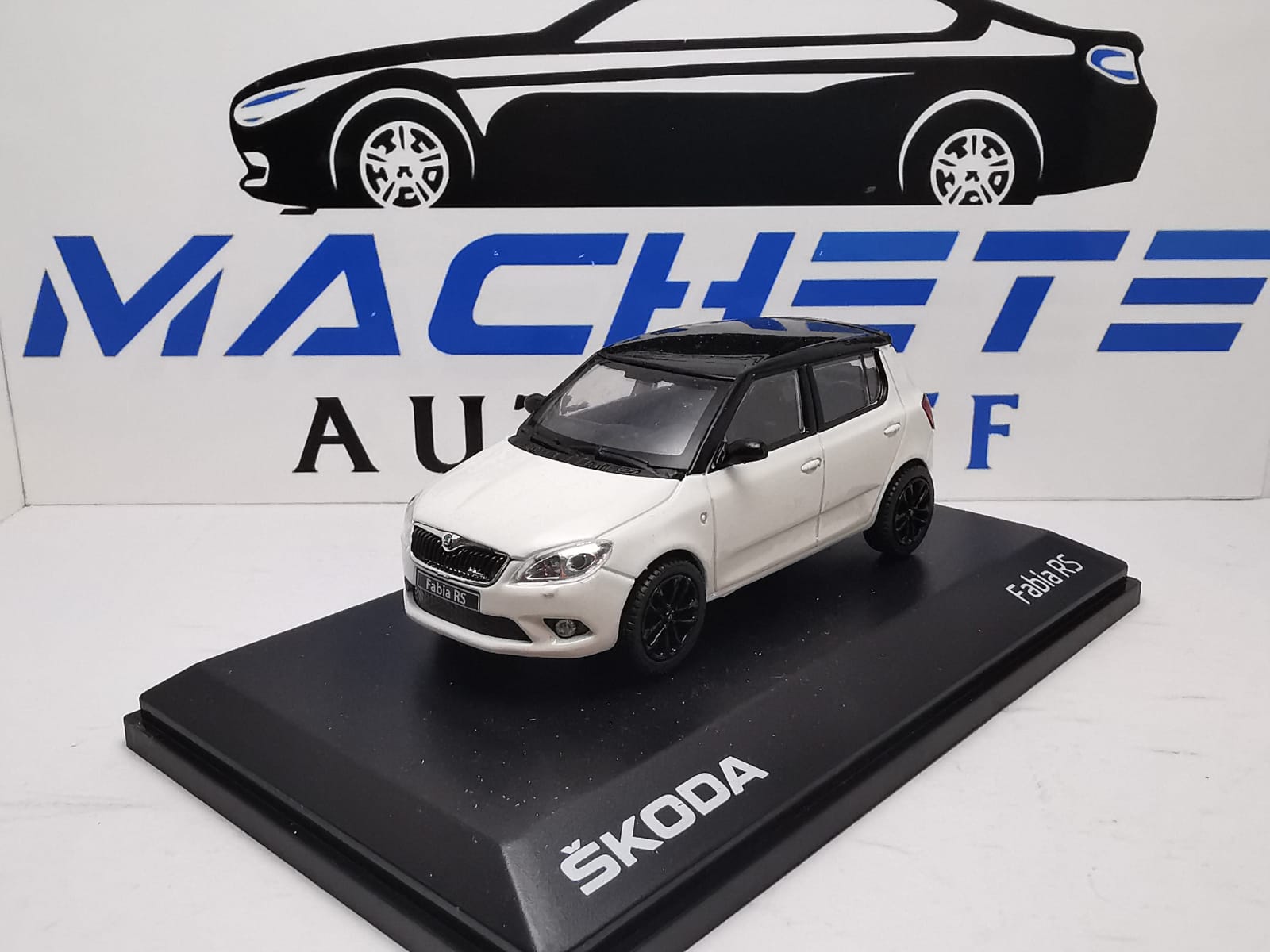 Skoda Fabia RS Candy White - 1