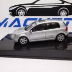 VW GOLF 5 gri 4 usi – 1