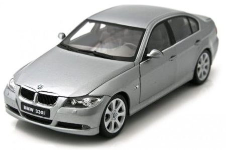 Bmw seria 3 silver (E90) scala 1/24 model 2004