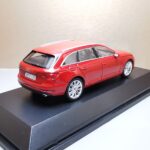 Audi A4 Avant B9 ROSU – 1