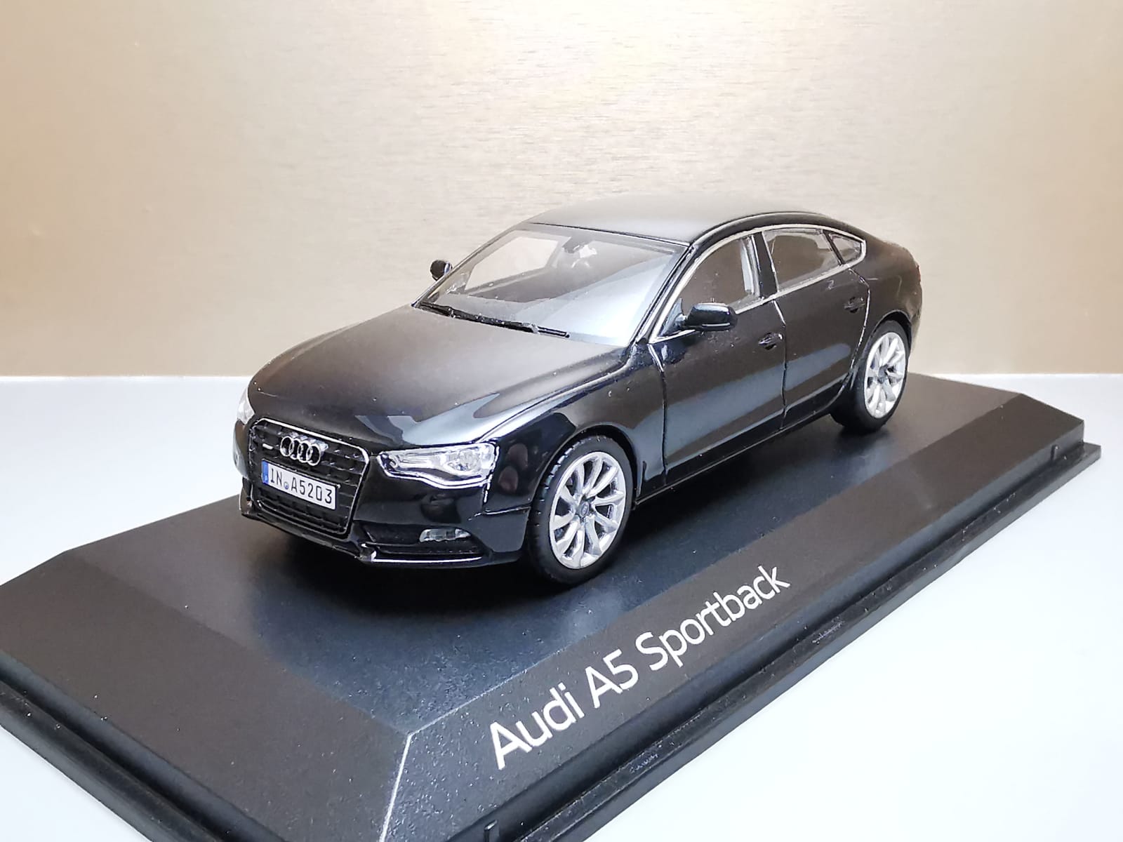 Audi A5 Sportback negru 4 usi 2012 - 1