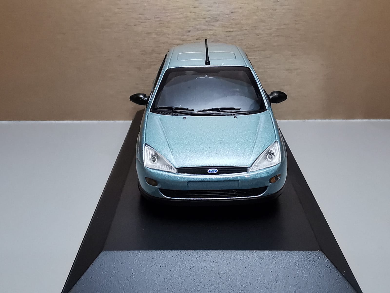 Ford Focus MK1 verde 1998 - 4 usi - 4