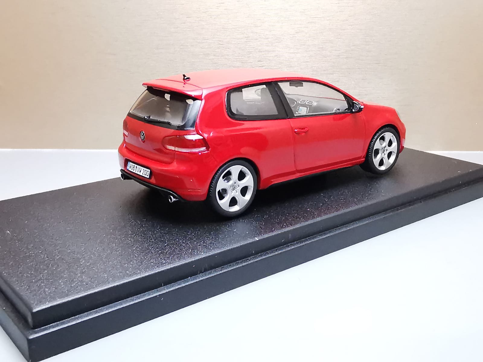 VW Golf 6 Coupe GTI rosu - 3