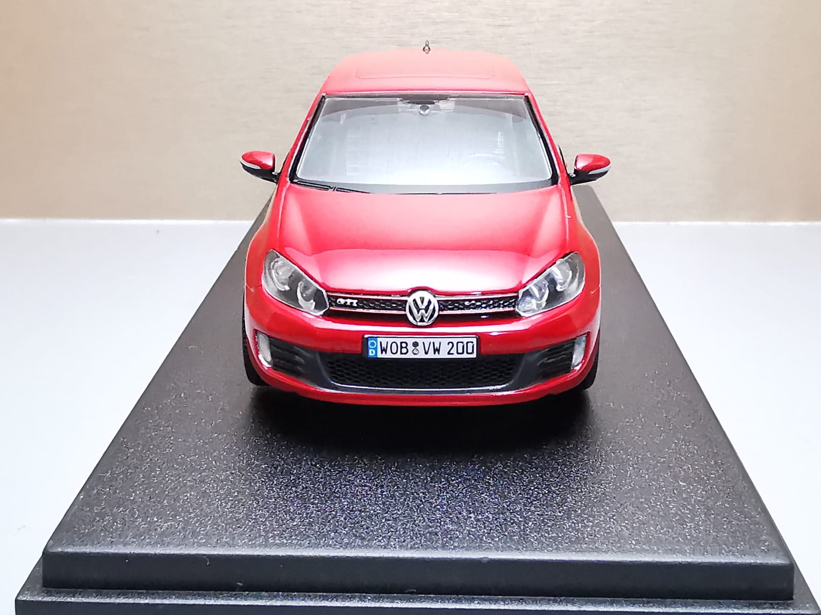 VW Golf 6 Coupe GTI rosu - 4