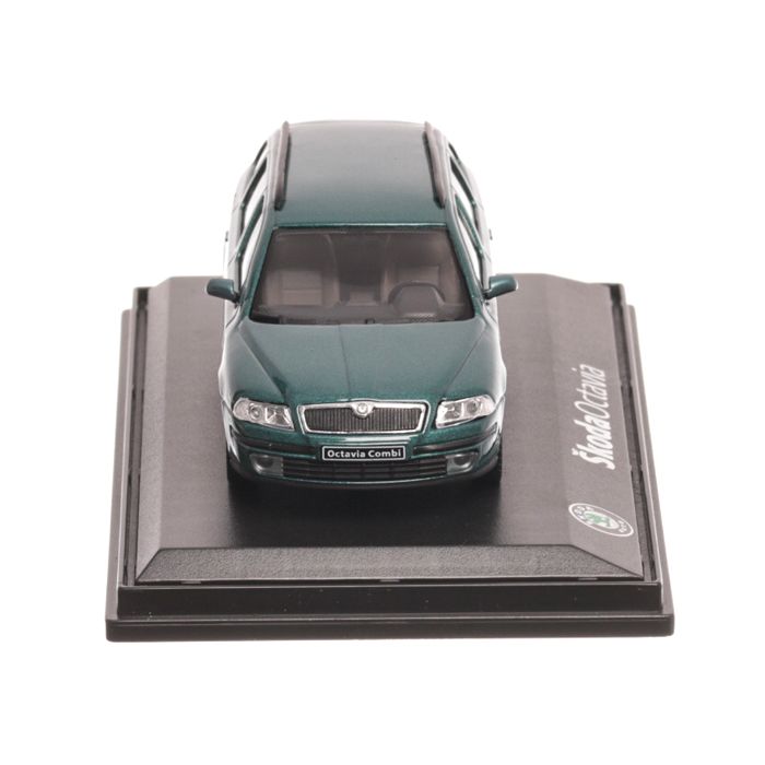 Skoda Octavia 2 Combi Green metallic - 2