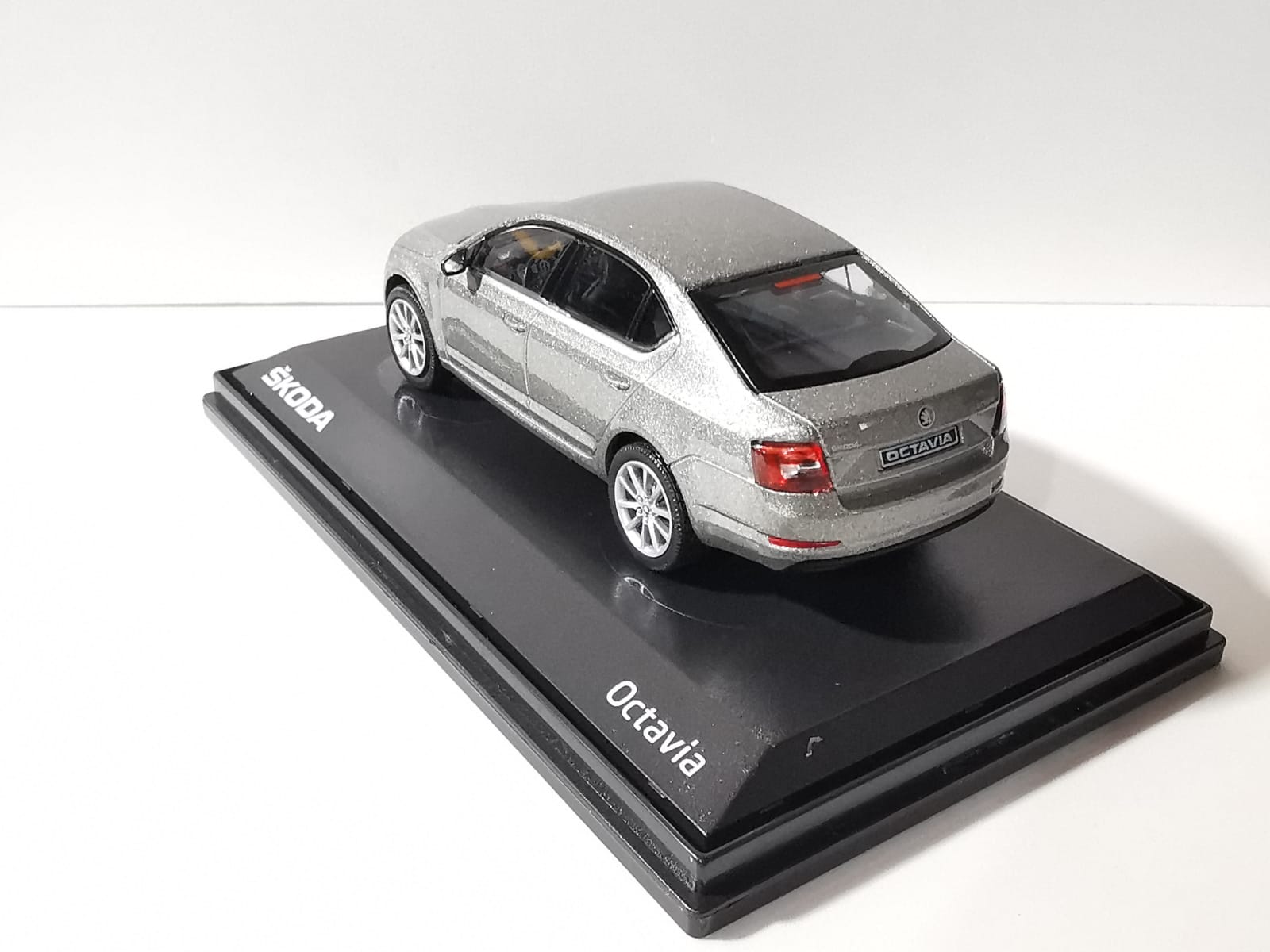 Skoda Octavia 3 crem - 2