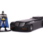Batmobile Automobil cu Figurina scala 1/32