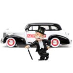 Chevrolet Master Deluxe 1939 cu Figurina MR Monopoly scala 1/24