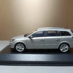 Opel Astra H Caravan 2004 1
