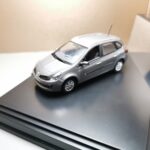 Renault Clio 3 phase 1 estate 2006 (hase 1), gris cassiopee 3