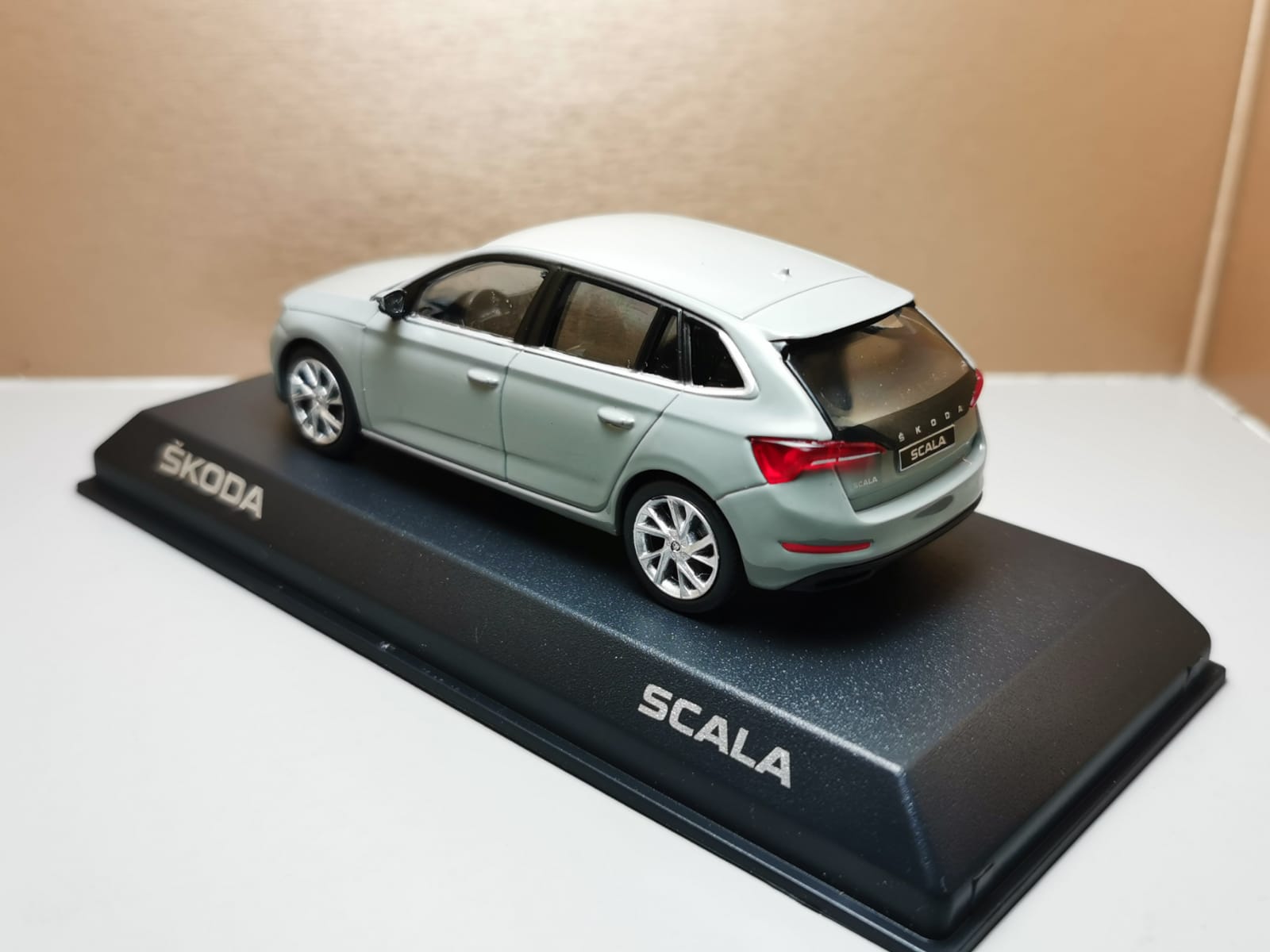 Skoda Scala, gri, 2018 2