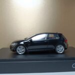 VW Golf 7 (VII) Phantom black 2 usi 1
